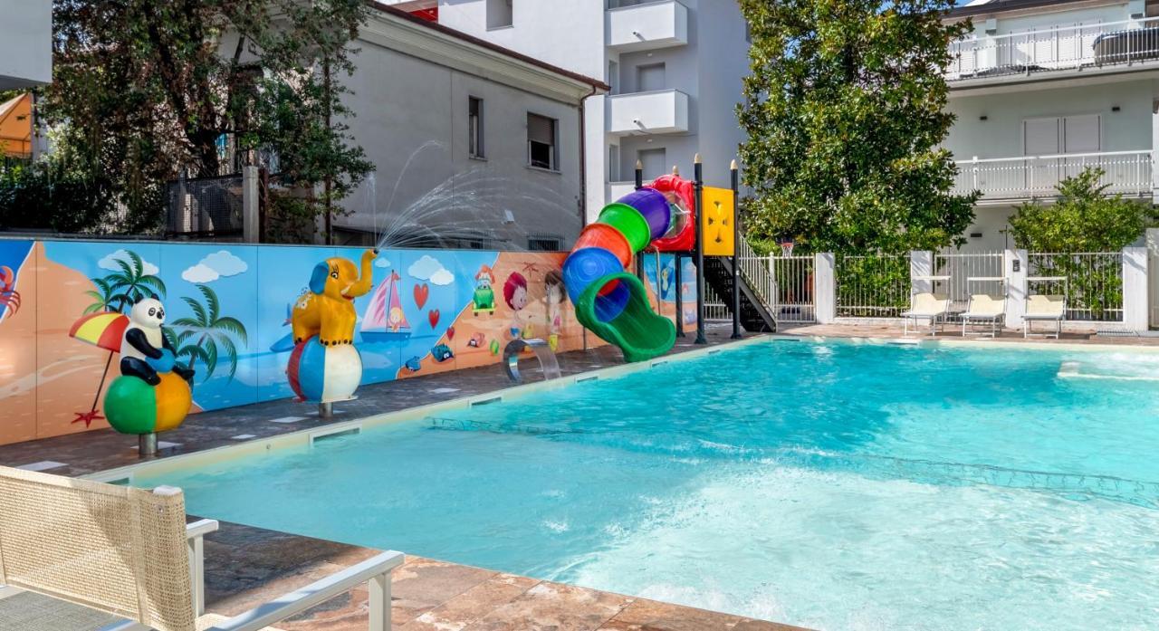 ריצ'יונה Residence Filmare מראה חיצוני תמונה